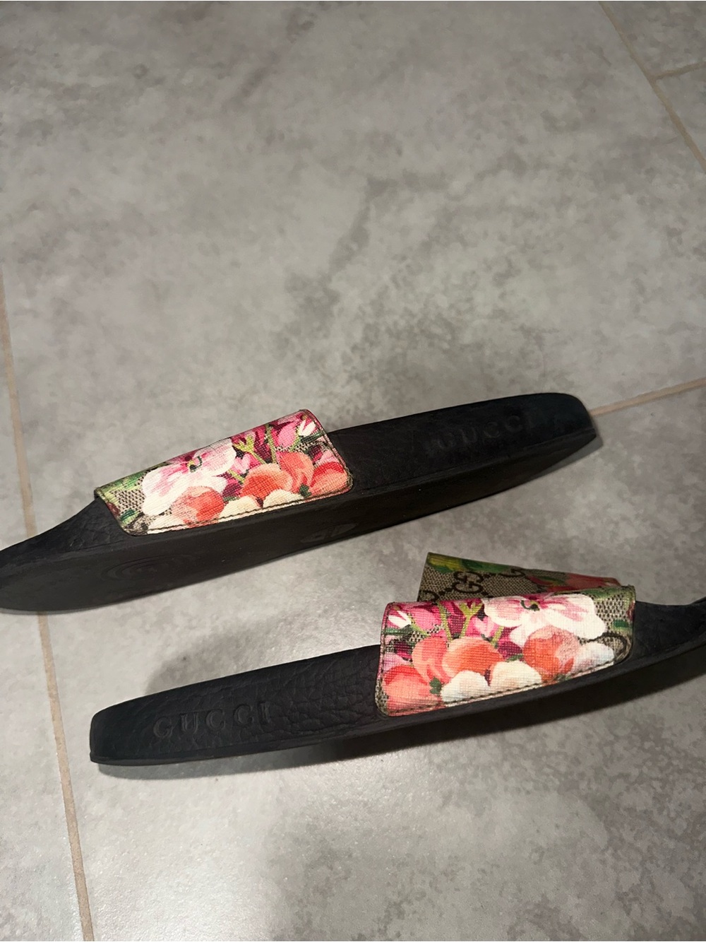 Gucci Bloom Slides - Picture 5 of 6